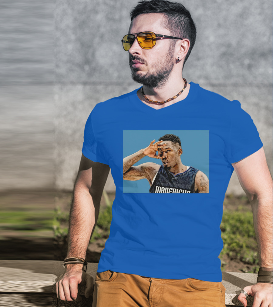 Dorian Finney Smith Mavericks Basketball DFS DraftKings T-Shirt