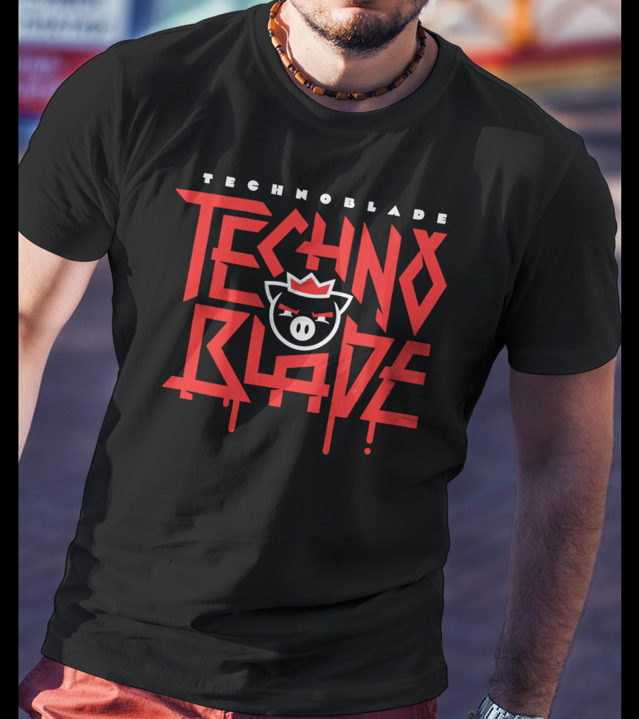 Technoblade Techno Blade Pig Crown Logo Gaming T-Shirt