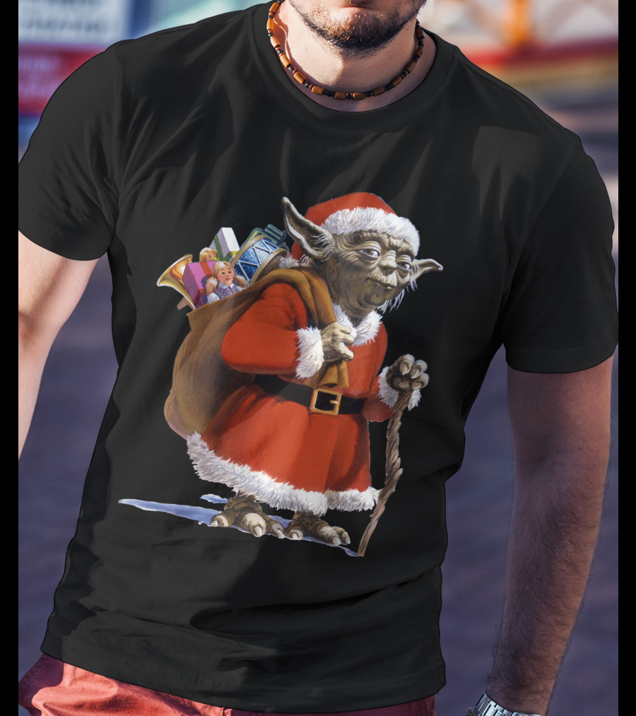 Star Wars Santa Yoda Carrying Sack Of Presents T-Shirt