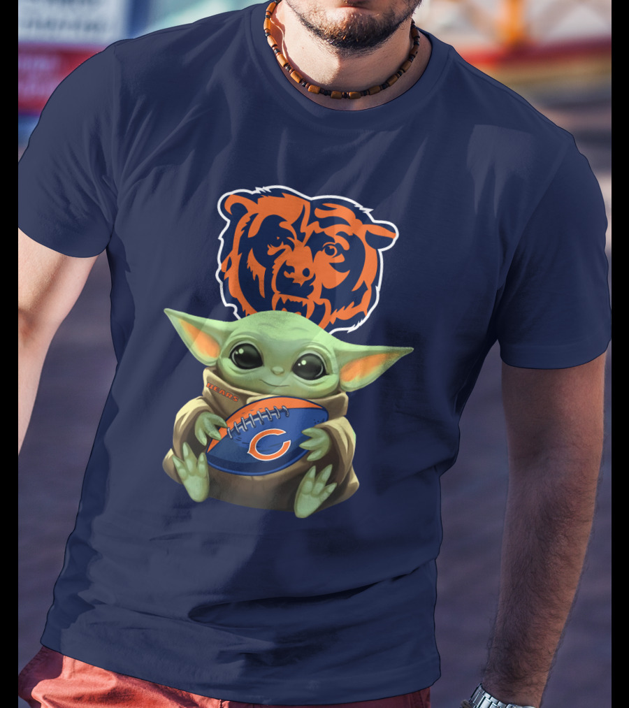 Chicago Bears Baby Yoda Football Fan T-Shirt