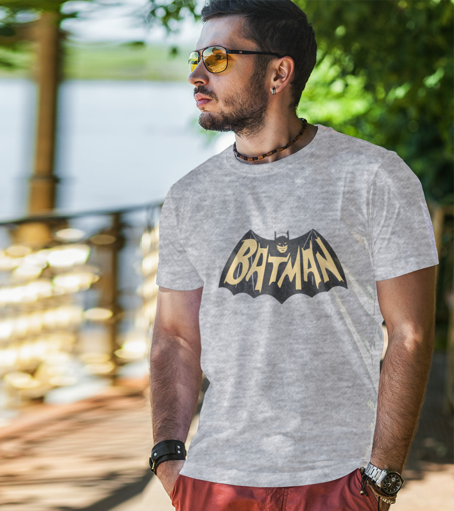 Batman Retro Style Comic T-Shirt