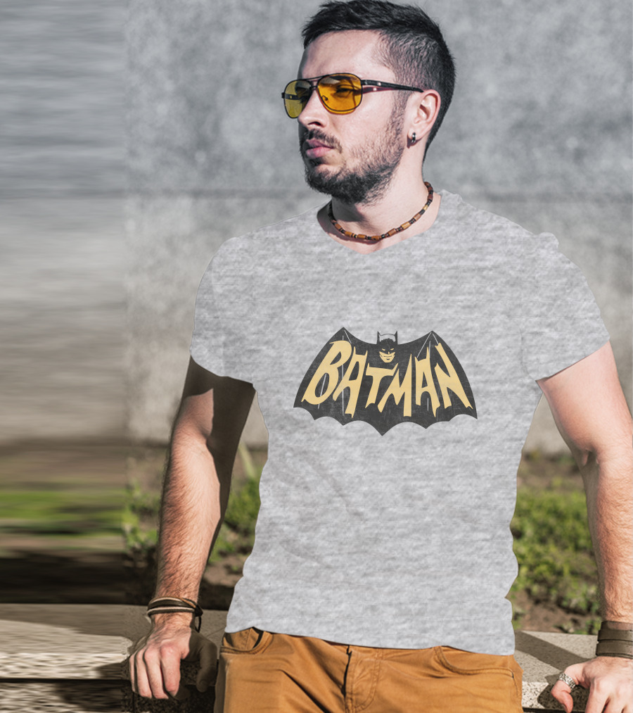 Batman Retro Style Comic T-Shirt