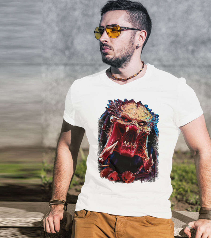 Predator Alien Creature Roaring Face T-Shirt