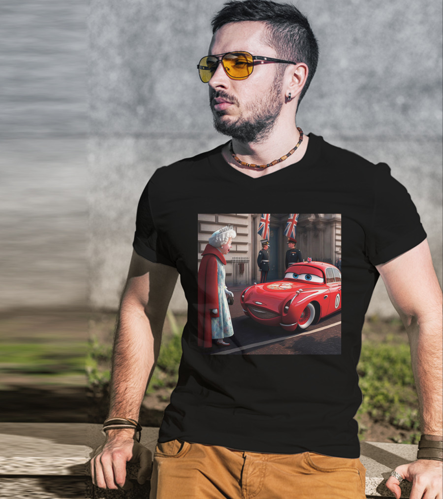 Lightning McQueen Meets Queen Of England With British Guards And Flags T-Shirt