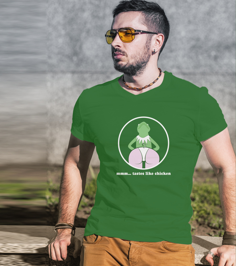 Kermits Frog Mmm Tastes Like Chicken Humorous Green Circle T-Shirt