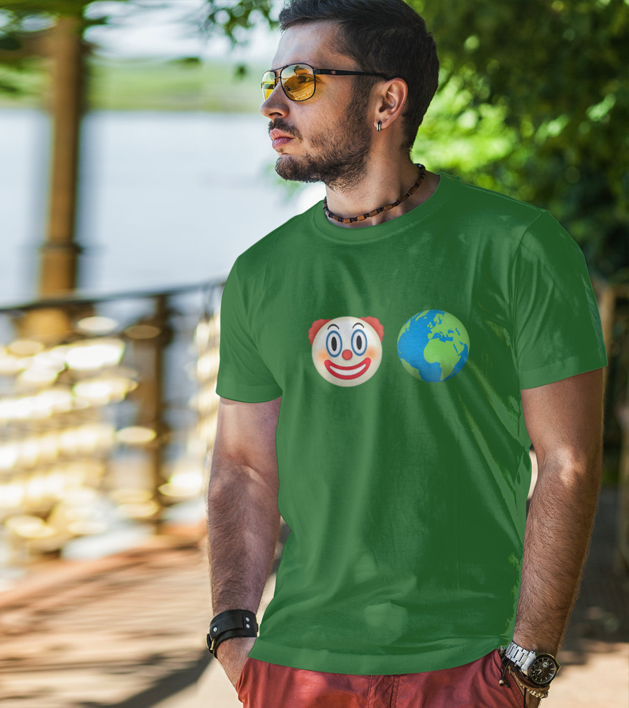 Clown Face Globe Emoji Clown World T-Shirt