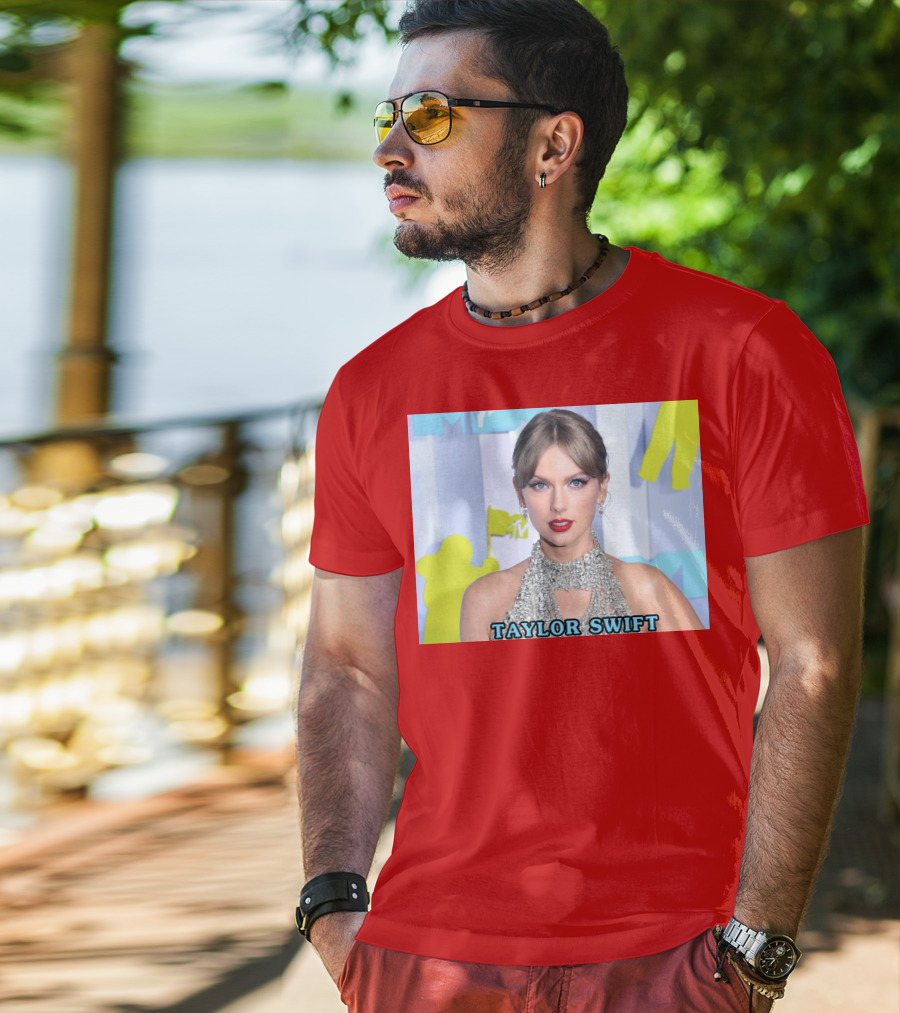 TAYLOR SWIFT MTV VMA Fashion Elegance T-Shirt