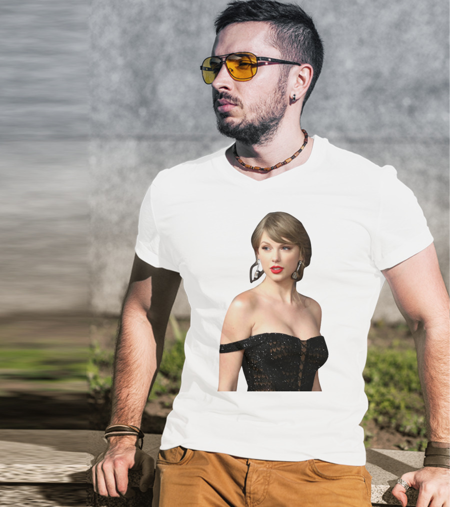 Taylor Swift Black Dress Elegant Look T-Shirt