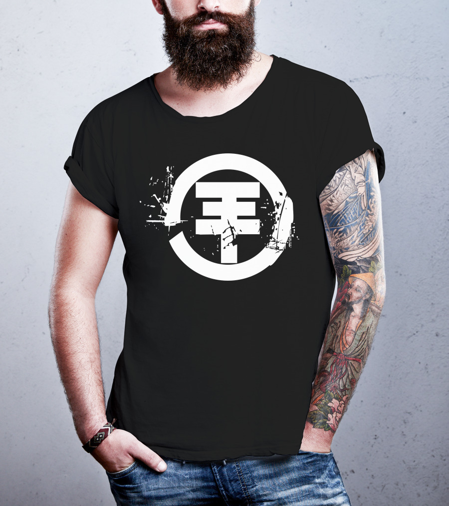 Tokio Hotel Logo Grunge Style German Rock Band T-Shirt