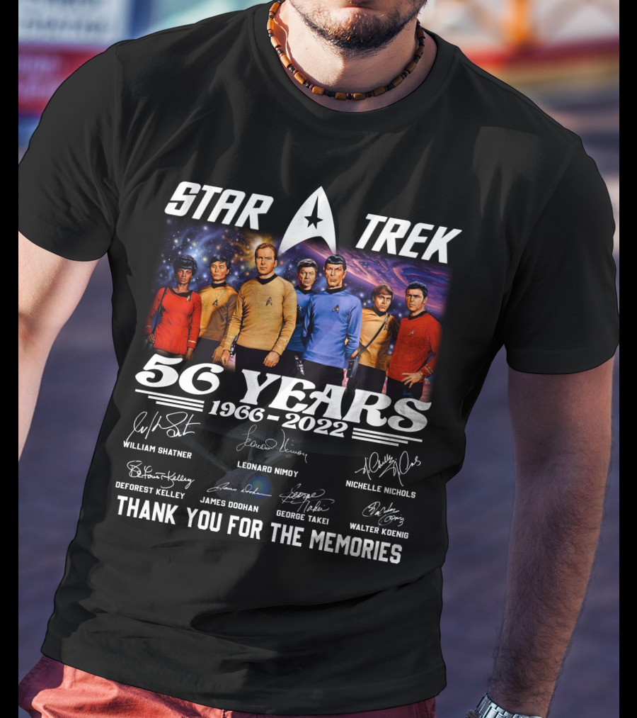Star Trek Original Series Crew Enterprise Spaceship Image T-Shirt