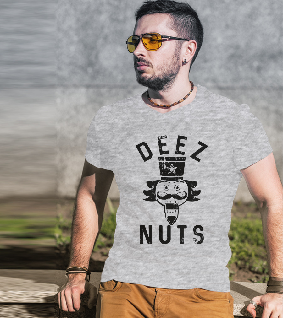 Deez Nuts Nutcracker Face Star Hat T-Shirt