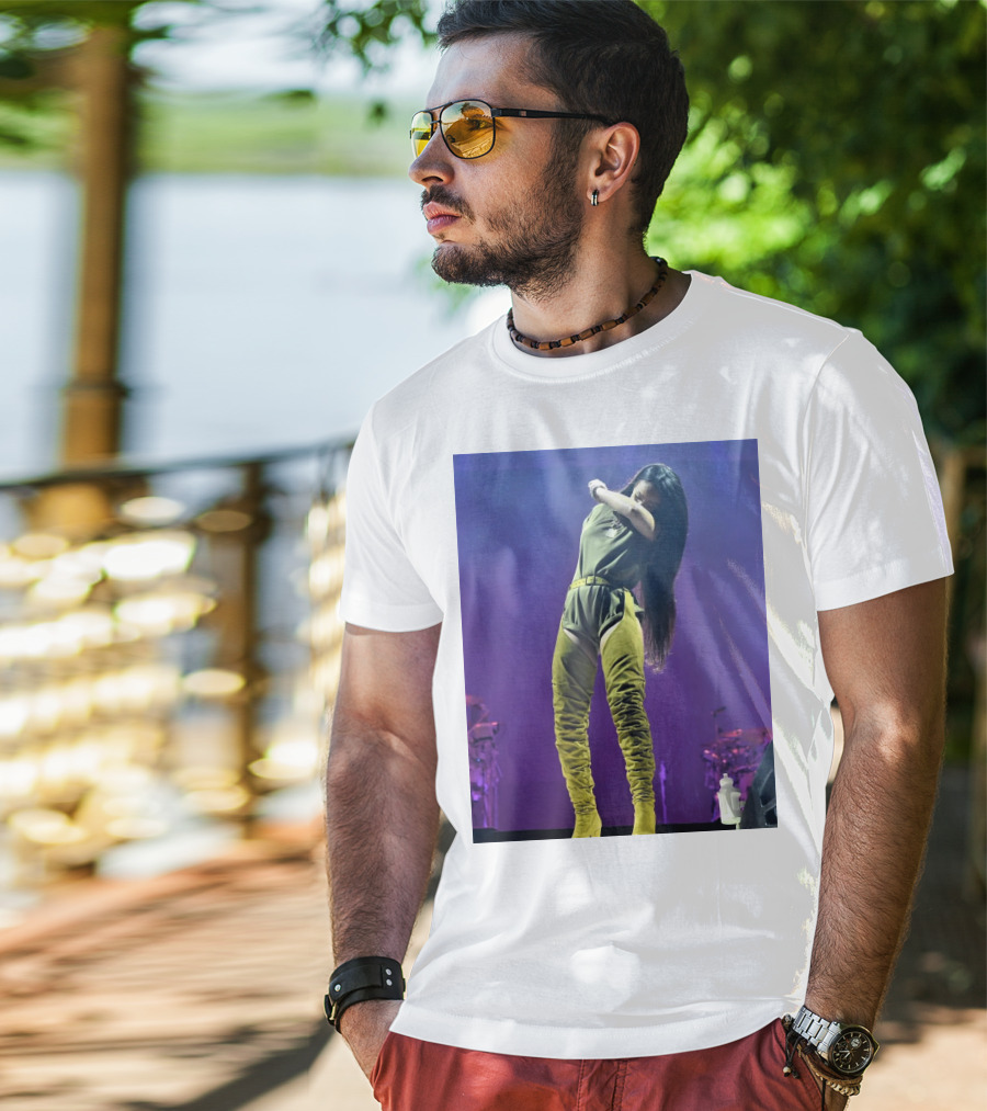 Rihanna Performing Live At Made In America Festival T-Shirt