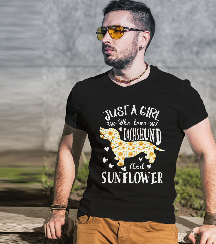 Just A Girl Who Loves Dachshund And Sunflower T-Shirt