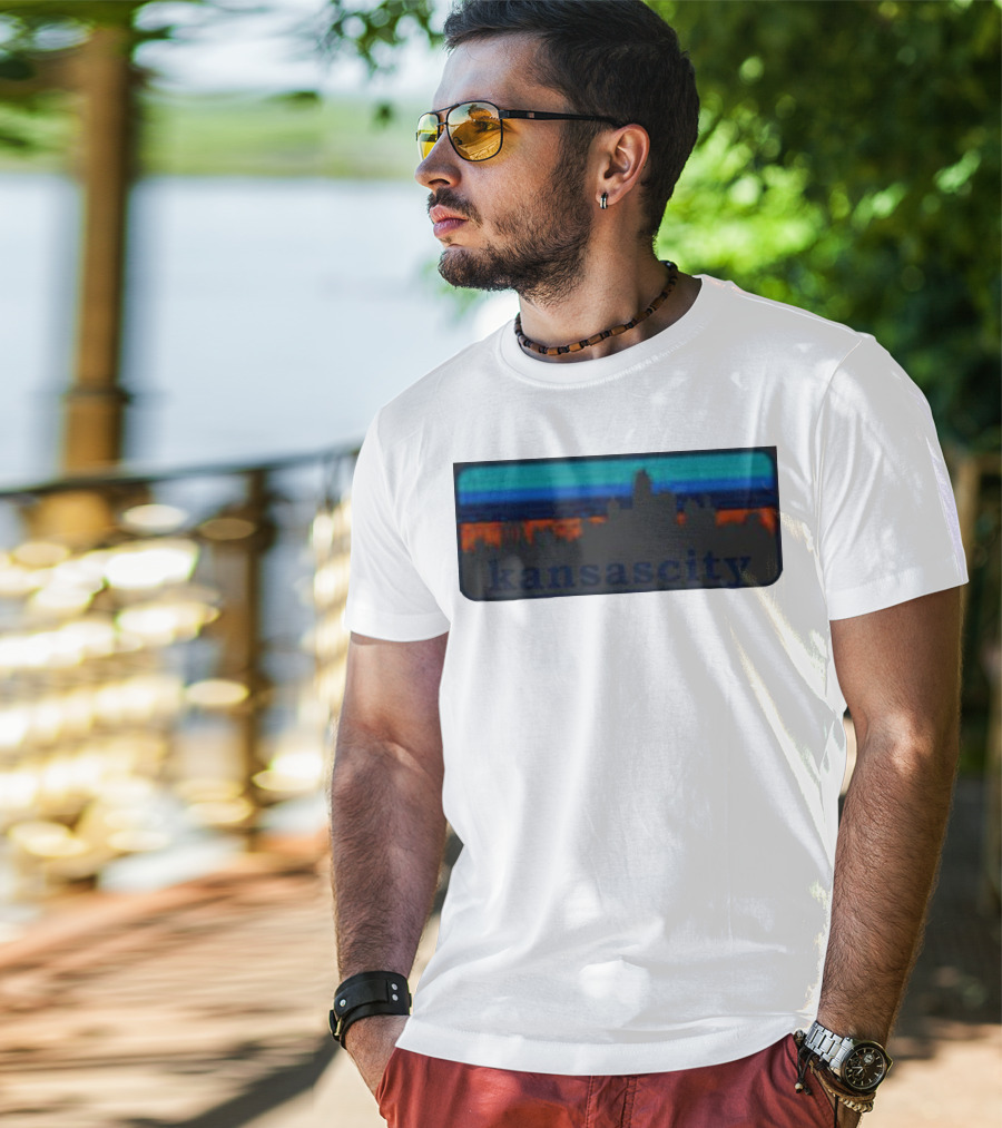 Kansas City Skyline Vintage Retro Sunset T-Shirt