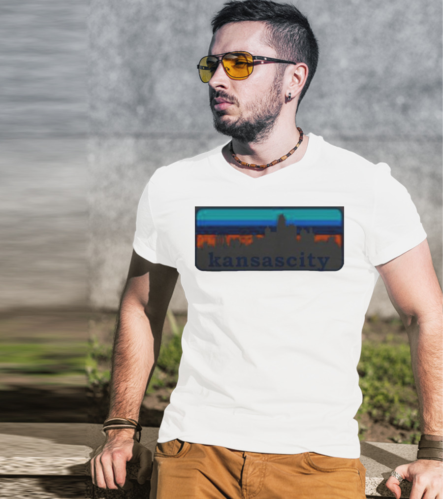 Kansas City Skyline Vintage Retro Sunset T-Shirt