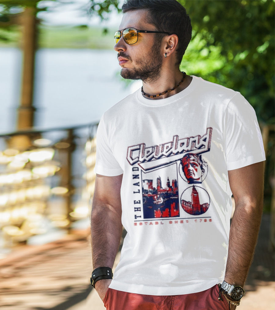 Cleveland The Land Established 1796 Skyline And Monument T-Shirt