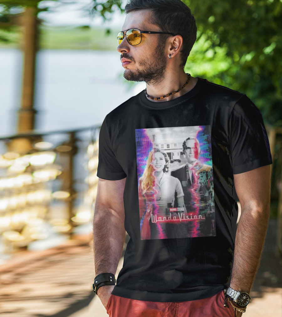 Marvel Studios WandaVision Colorful Glitch Effect Retro TV T-Shirt