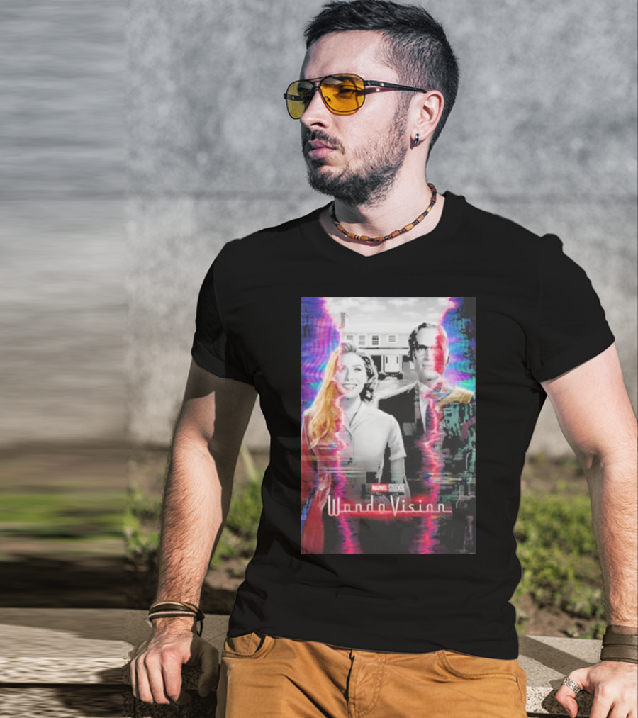 Marvel Studios WandaVision Colorful Glitch Effect Retro TV T-Shirt