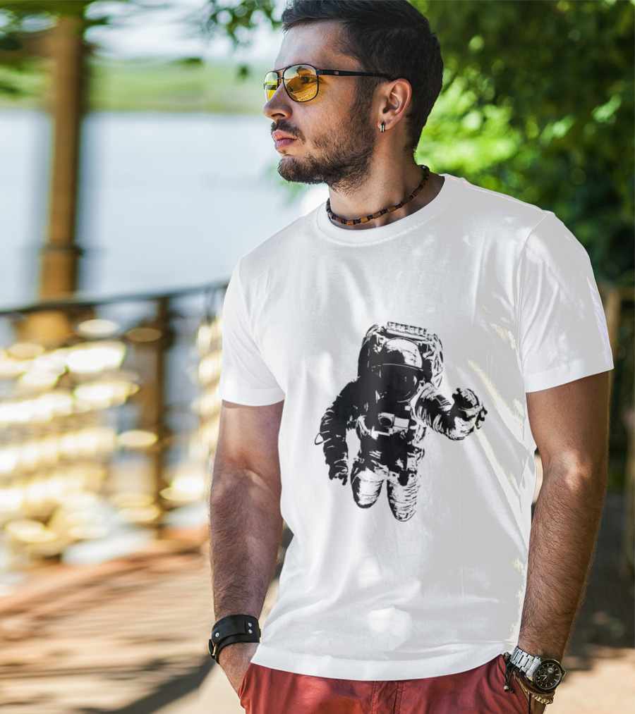 Astronomer Floating Astronaut Black T-Shirt