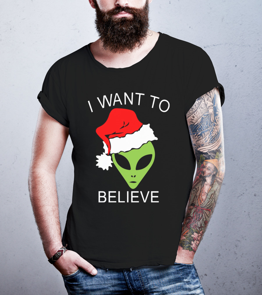 I Want To Believe Alien Santa Hat Christmas T-Shirt