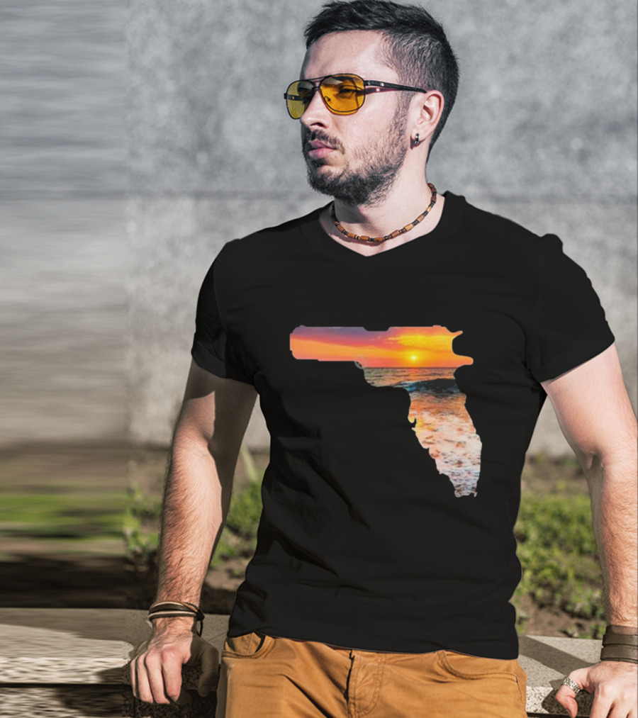 Florida The Gunshine State Gun Map Sunset Beach Scene T-Shirt