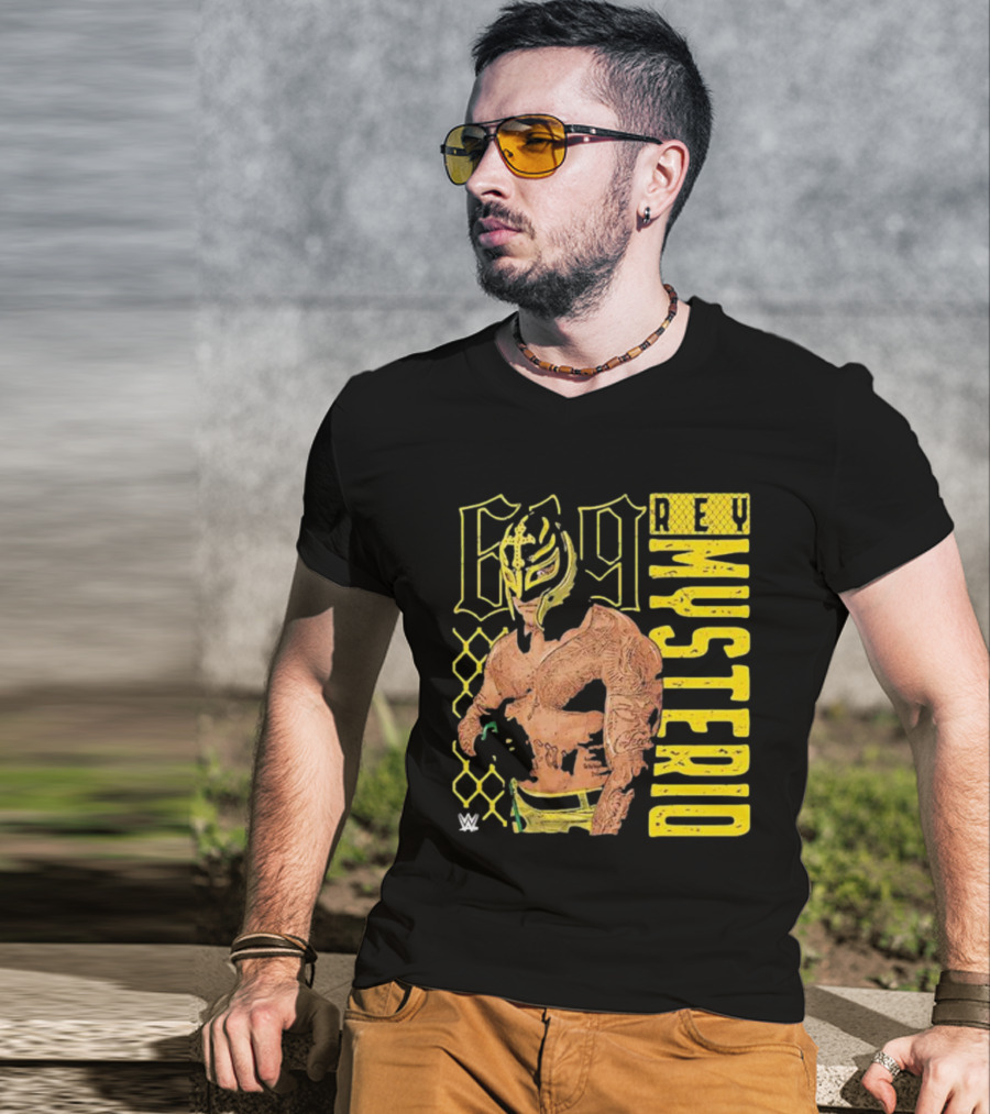 Rey Mysterio 619 WWE Pose Mysterio T-Shirt
