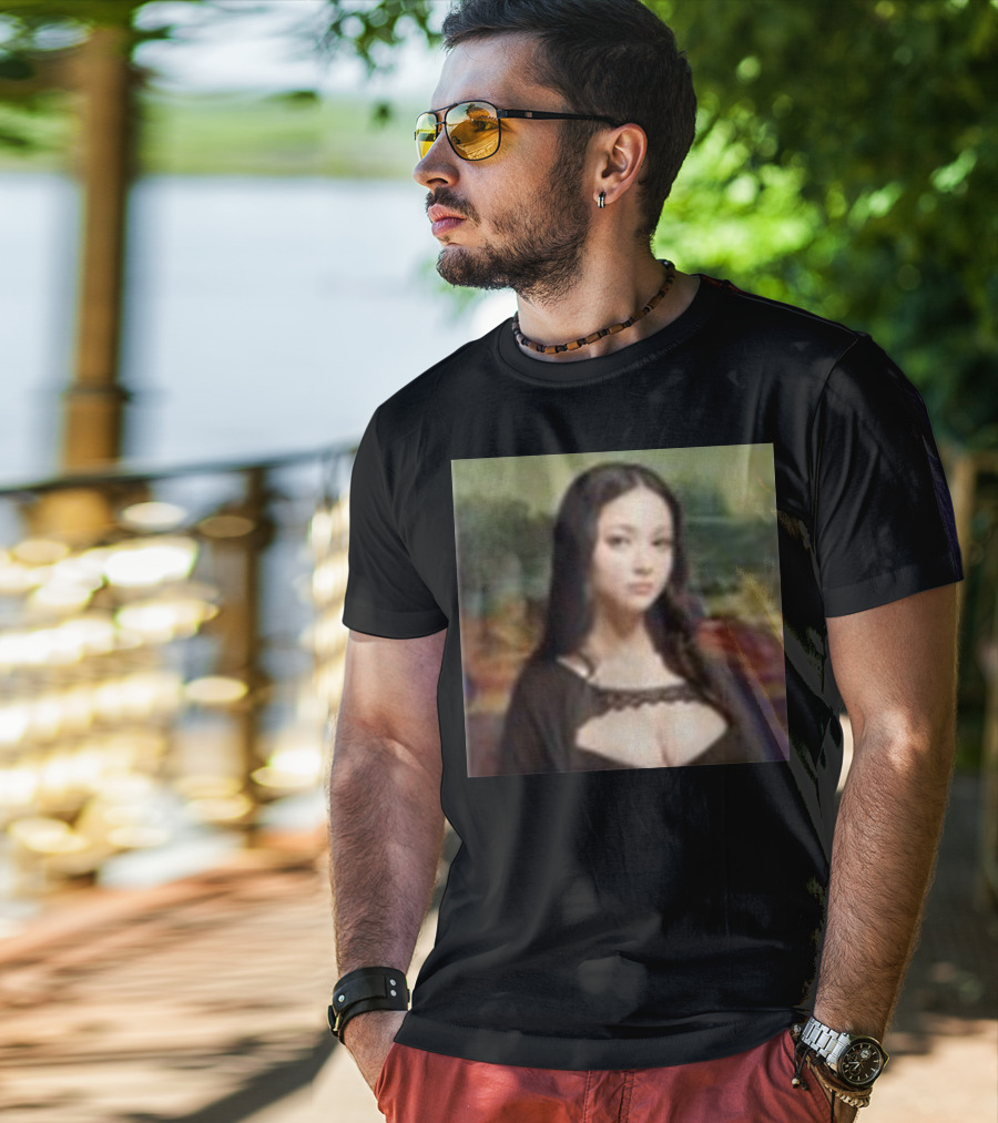 Modern Mona Lisa Renaissance Elegance T-Shirt