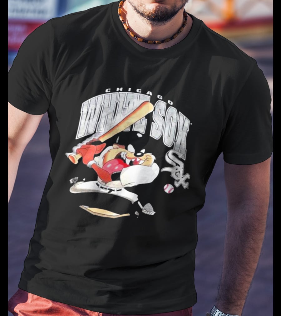 Chicago White Sox 1996 Taz Baseball Character With Bat T-Shirt