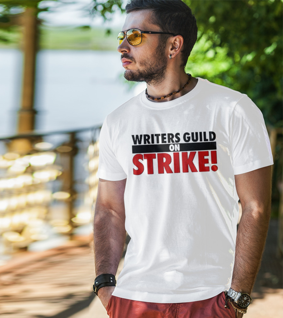 Writers Guild On Strike Damien Chazelle T-Shirt