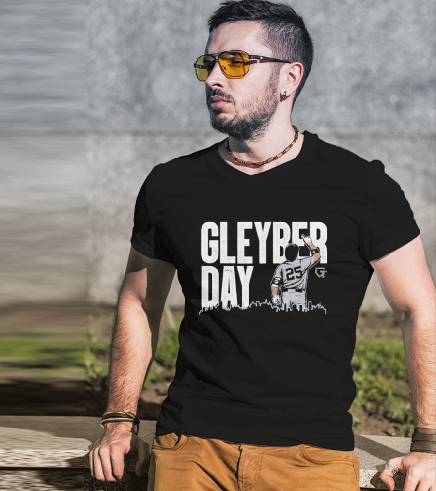 Gleyber Day Baseball Player 25 Salute With City Skyline T-Shirt