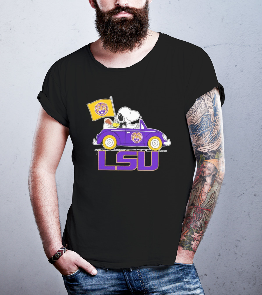 Snoopy And Woodstock Driving Purple LSU Car With Flag T-Shirt