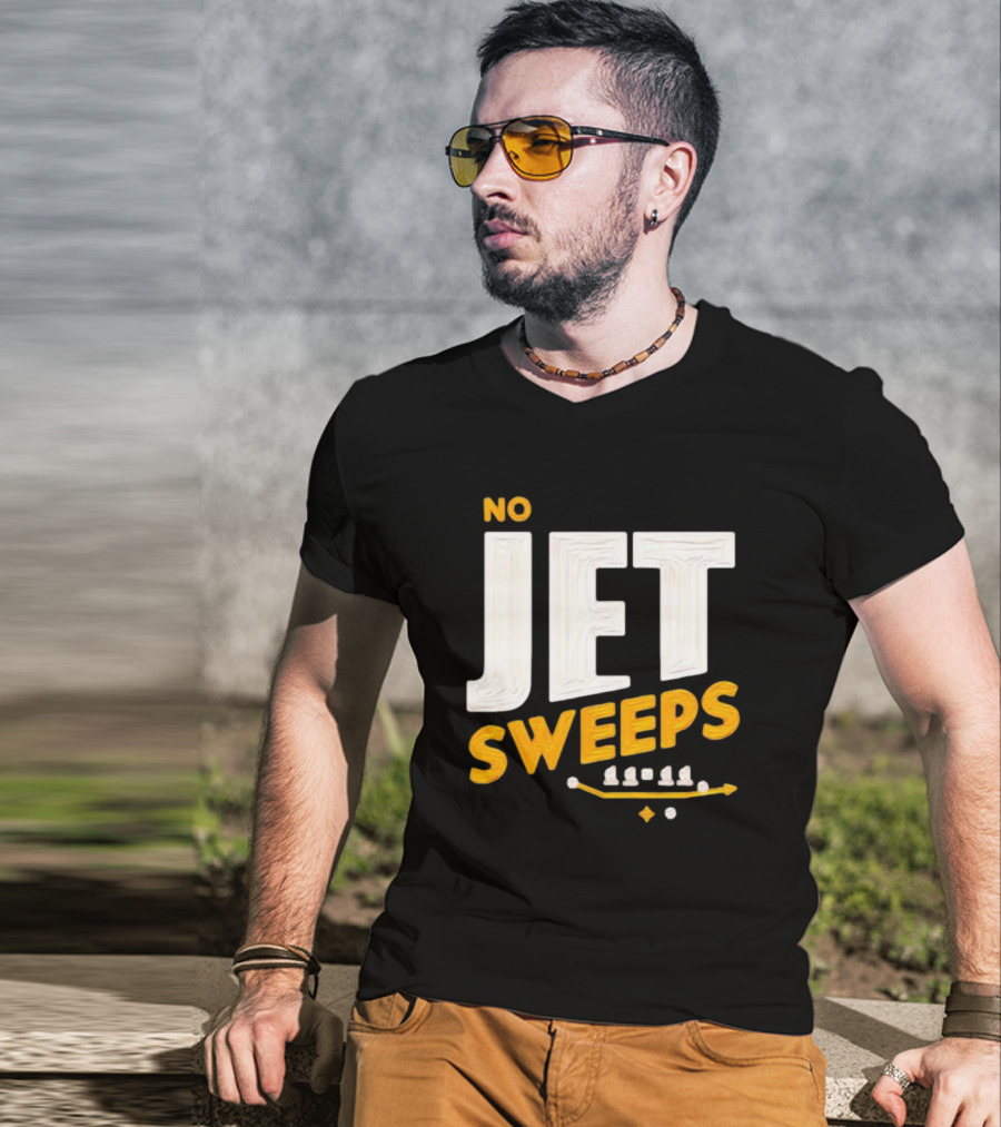 No Jet Sweeps 11 11 Football Play Diagram T-Shirt