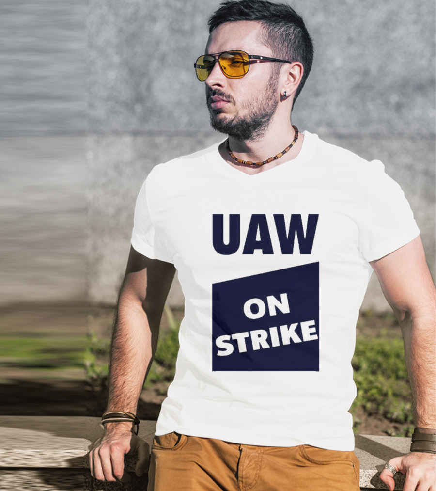 Sara Nelson Uaw On Strike Solidarity Message T-Shirt
