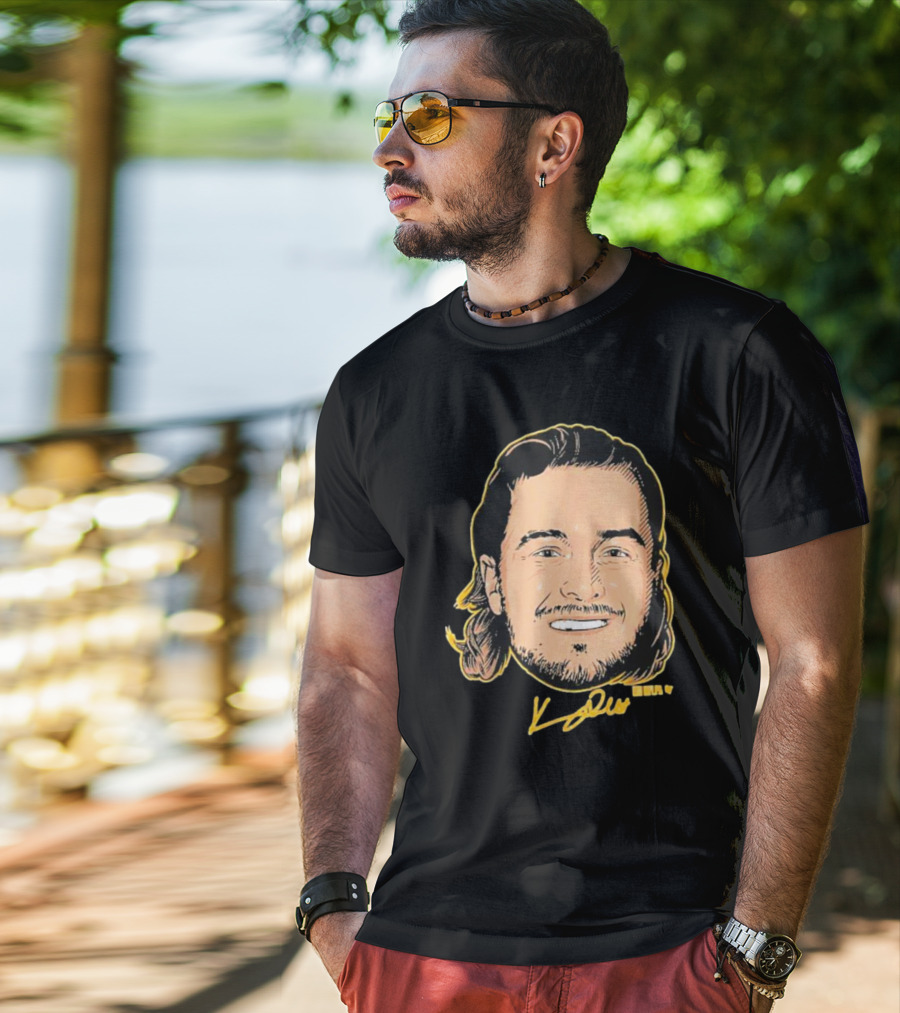 Kenny Pickett Swag Head Signature Présente T-Shirt