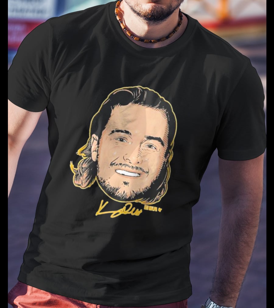 Kenny Pickett Swag Head Signature Présente T-Shirt