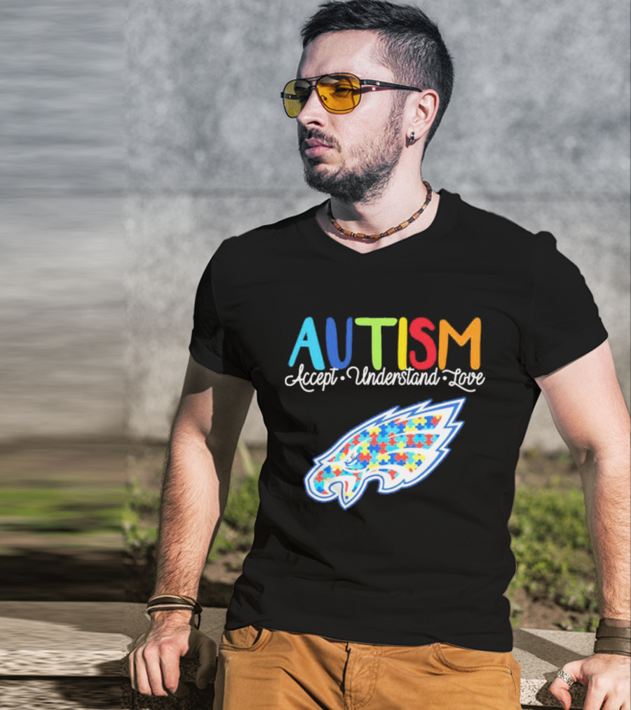 Philadelphia Eagles Autism Accept Understand Love Puzzle T-Shirt
