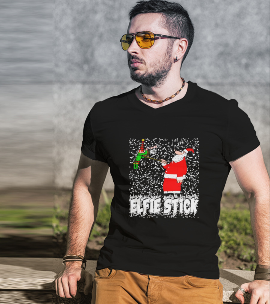 Santa Claus Elfie Stick Funny Christmas Selfie Snowflakes T-Shirt