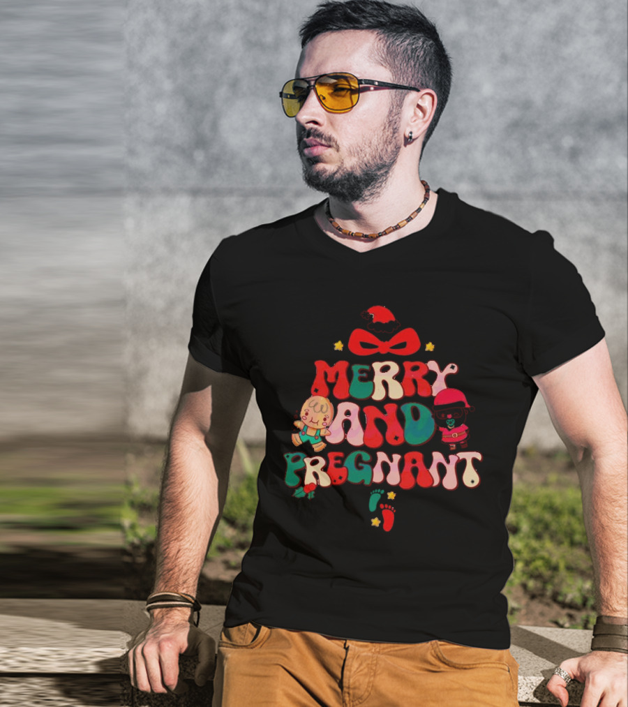 Merry And Pregnant Christmas Tree Baby Reveal With Santa Hat And Gingerbread People T-Shirt