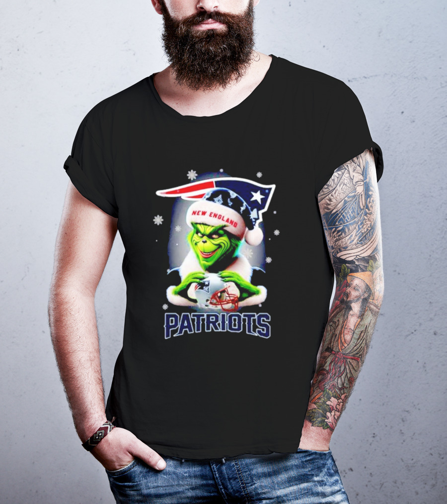 The Grinch Santa New England Patriots Christmas T-Shirt