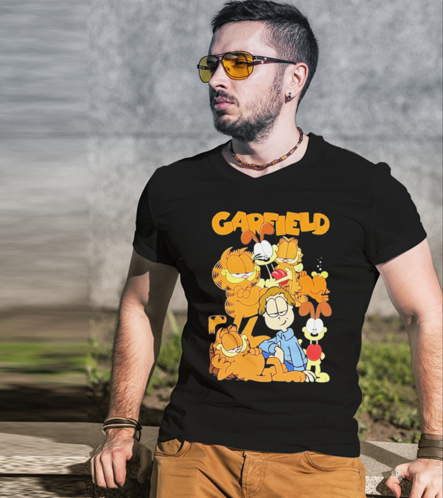 Garfield And Friends Group Character T-Shirt