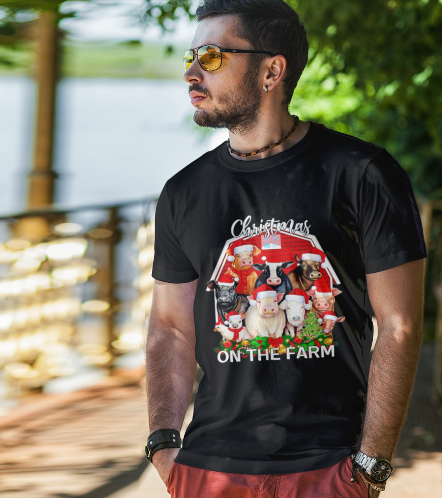 Christmas Animals Santa On The Farm T-Shirt