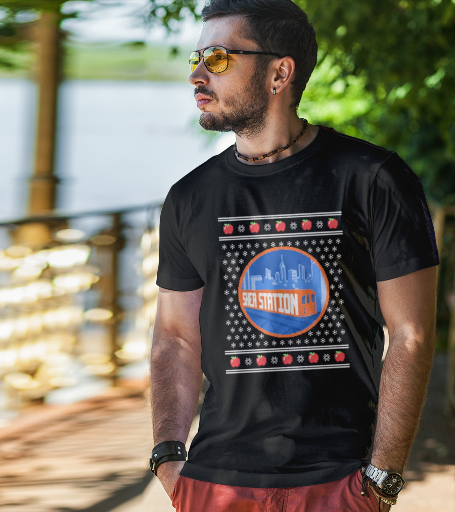 Shea Station New York Skyline Subway Snowflakes Apples T-Shirt