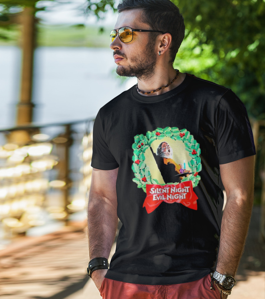 Silent Night Evil Night Christmas Wreath Horror Santa T-Shirt