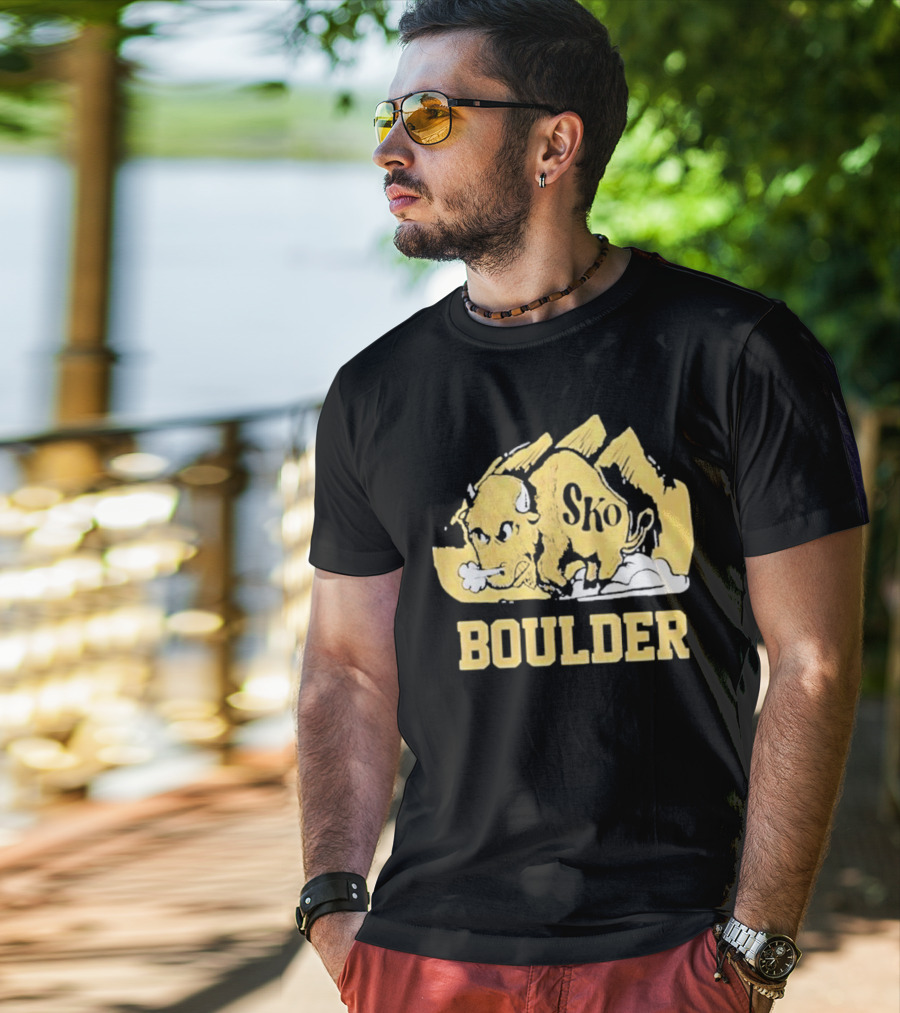 Vintage Sko Boulder Golden Buffalo T-Shirt