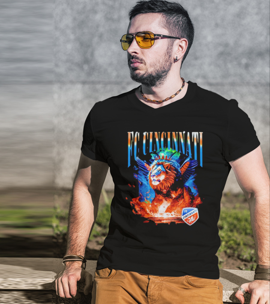 FC Cincinnati Winged Lion Fiery Crest T-Shirt
