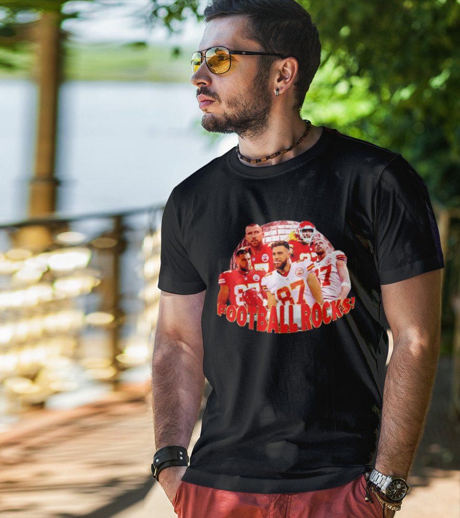 Travis Kelce Football Rocks KC Chiefs 87 T-Shirt
