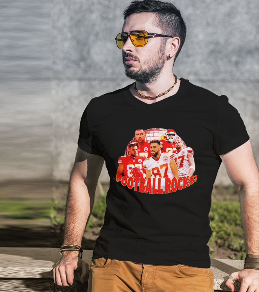 Travis Kelce Football Rocks KC Chiefs 87 T-Shirt