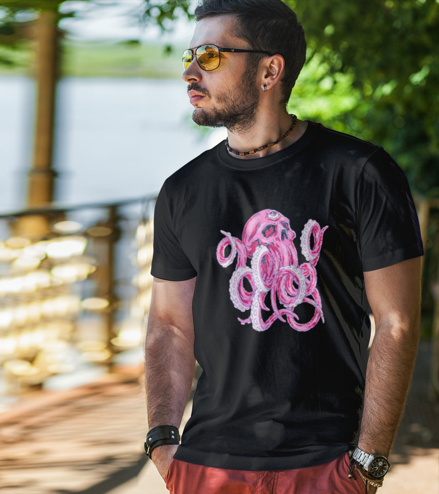Deep Dark And Dangerous Ddd Red Octopus Skull Alien Tentacles T-Shirt