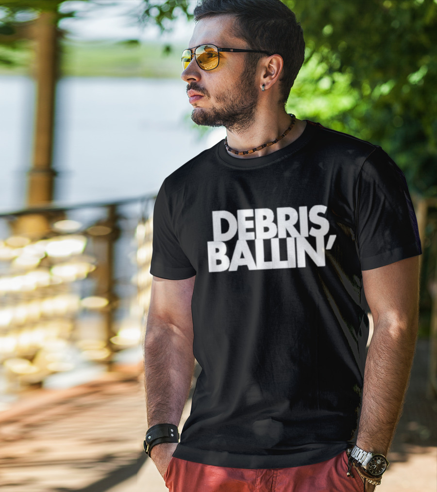 Debris Ballin' Bold Textual T-Shirt