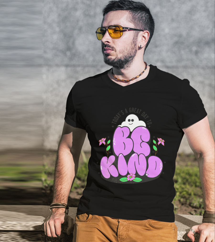 Be Kind Cute Ghost And Flowers T-Shirt